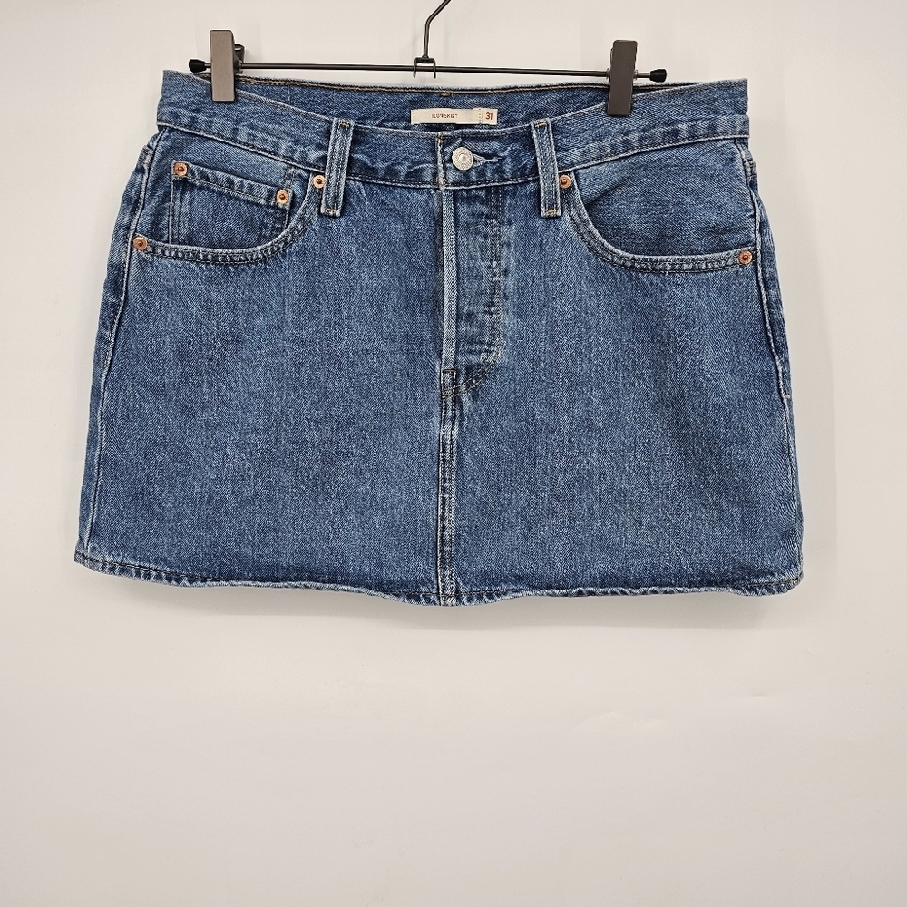 Levi Strauss & Co. Levi’s Icon Denim Mini Skirt Blue Jean Size 31